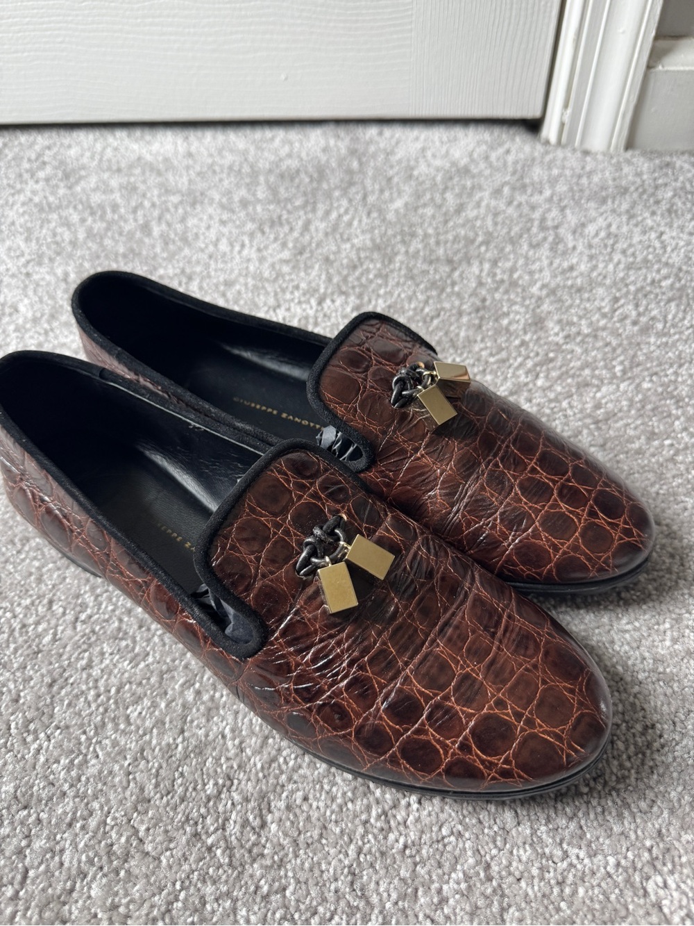 Giuseppe Zanotti Brown Croc-Embossed Leather Loafers with Gold Tassel Detail